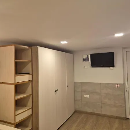 S3 Apartment *